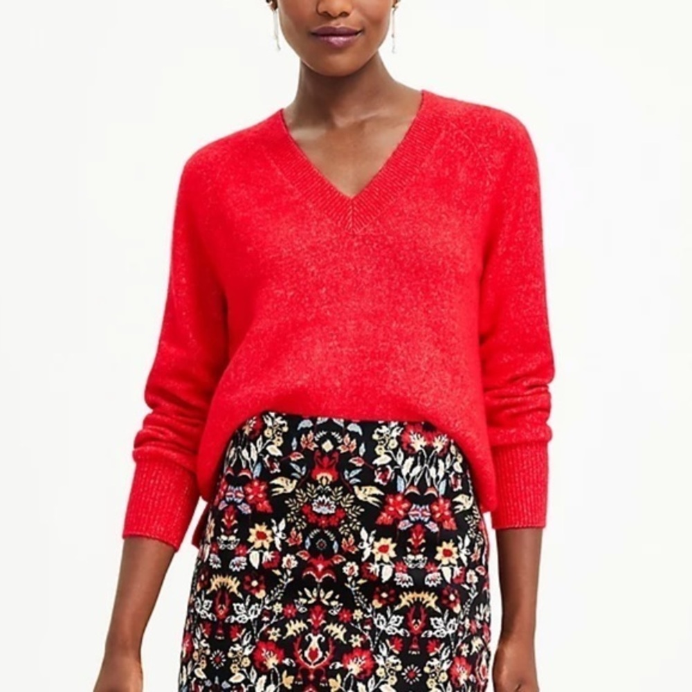 Loft Relaxed V-Neck Sweater